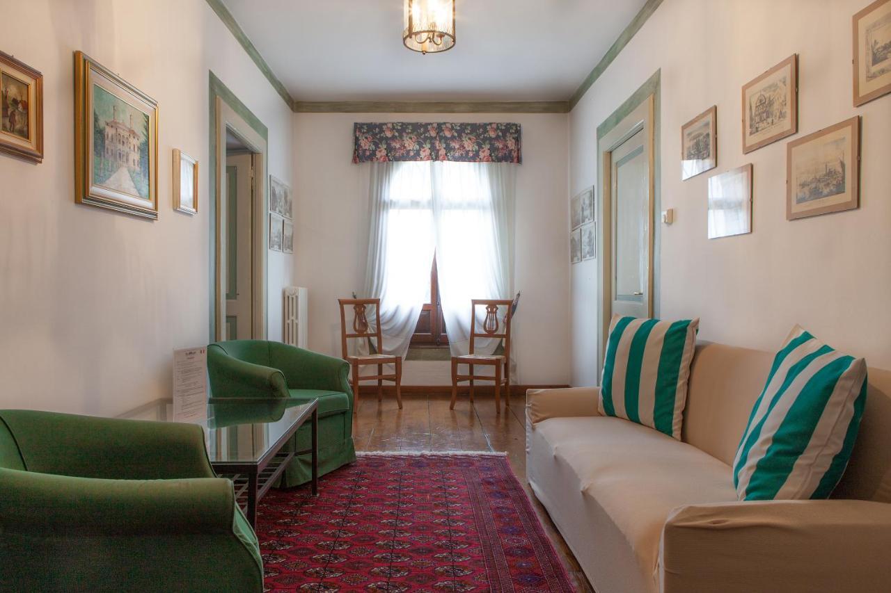 Castello Di Roncade Guest House Exterior foto