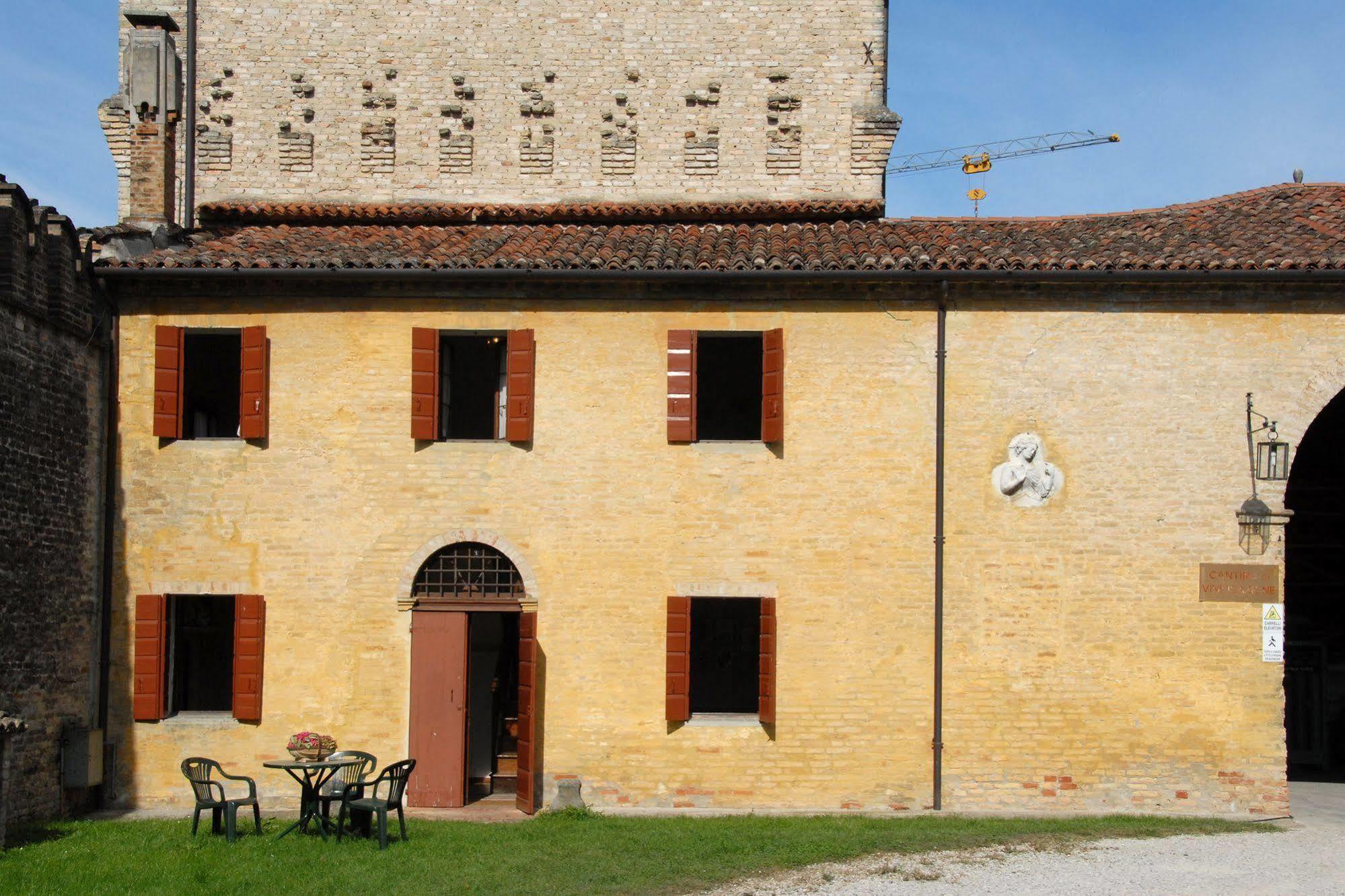 Castello Di Roncade Guest House Exterior foto